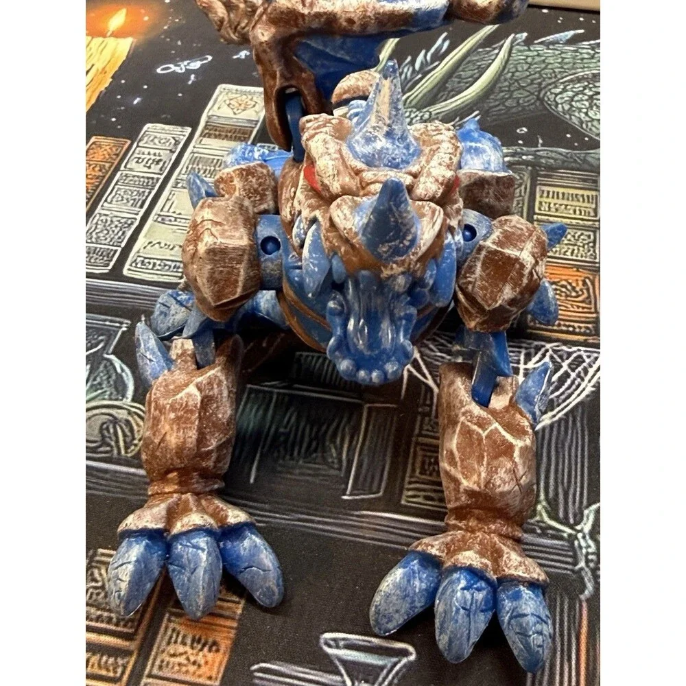 Mega Bloks Dragons: Fire and Ice - Frost Dragon (9893) Missing A Wing